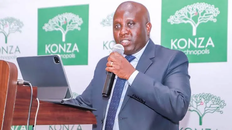 Eng. John Kipchumba Tanui, Principal Secretary for ICT and the Digital Economy, speaking at a Konza Technopolis event