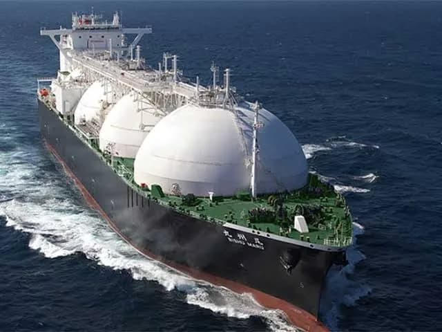 LNG carrier ship with spherical storage tanks at sea