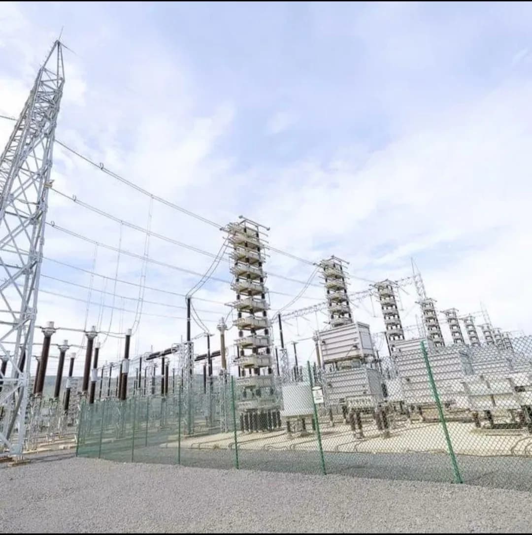 Capacitor stacks and valve equipment at the Suswa HVDC converter station in Kenya